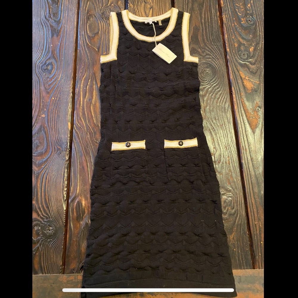 Minnie Rose knee length knit sweater dress. Sz sm